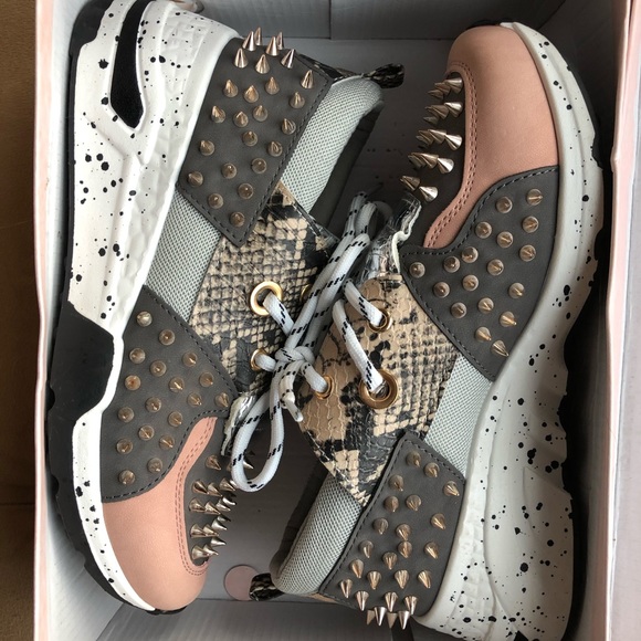 Cape Robbin Blush Spike Sneakers - Picture 1 of 8